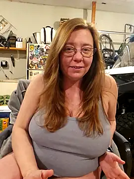 MsShelby40 online show from 12-13-25, 09:54