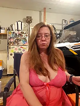 MsShelby40 online show from 11-25-25, 11:48