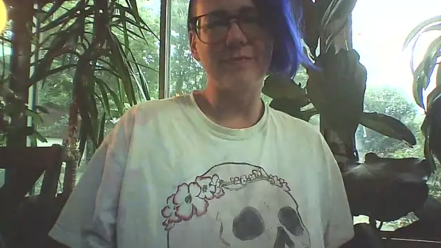 Snapshot of Big-Tits-McGee chatting on 10-13-25, 02:40 Big-Tits-McGee online show from 10-13-25, 02:40