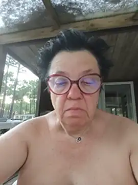 Snapshot of Vandeae44 chatting on 05-24-26, 07:14 Vandeae44 online show from 05-24-26, 07:14