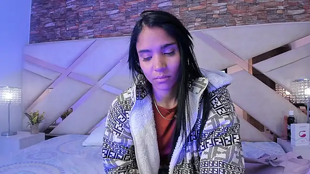 sophie pariss online show from 10-10-25, 02:45