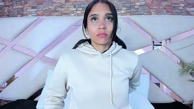 sophie pariss online show from 02-28-26, 12:54