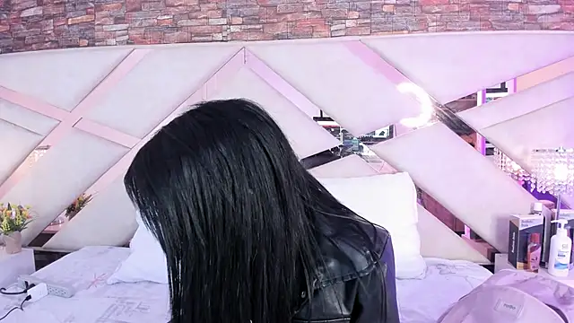 sophie pariss online show from 10-12-25, 02:57