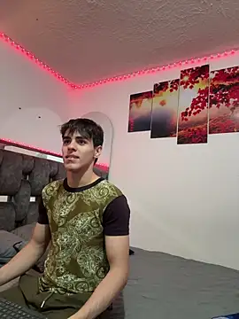 Alex and Fabian online show from 02-25-26, 05:40