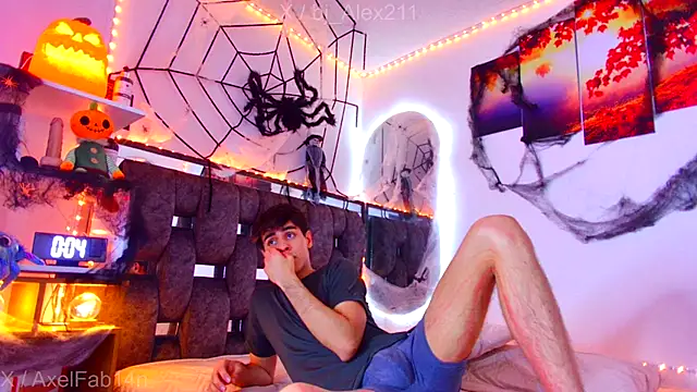 Alex and Fabian online show from 10-25-25, 09:26