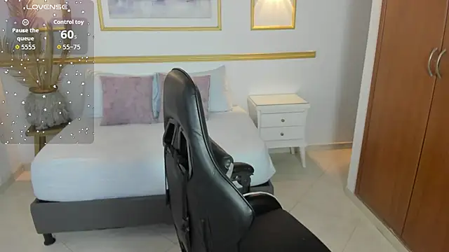 lia sexx19 online show from 11-15-25, 02:15