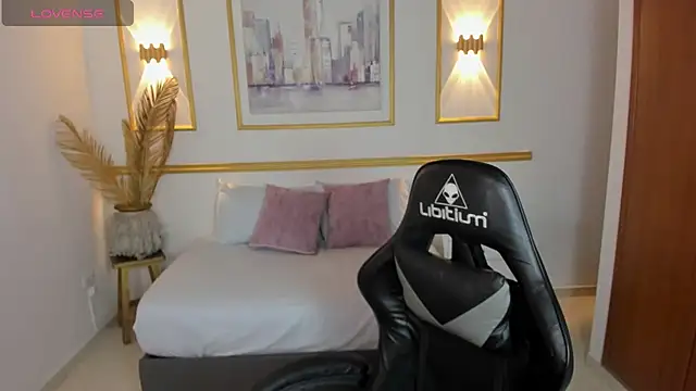 lia sexx19 online show from 11-16-25, 02:27