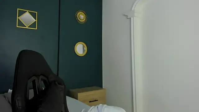 lia sexx19 online show from 03-13-26, 02:27