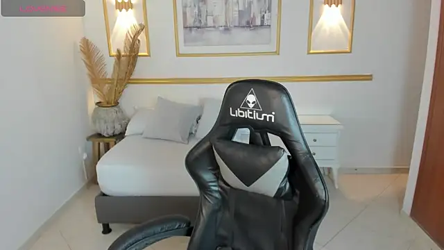 lia sexx19 online show from 11-25-25, 03:18