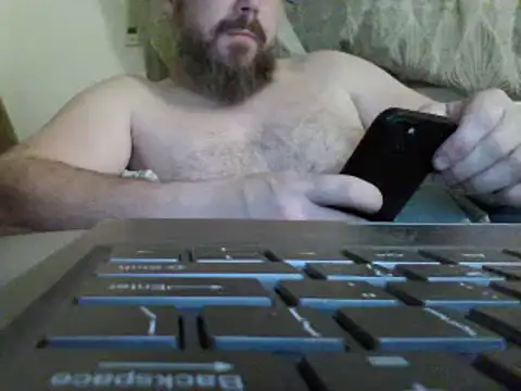 Snapshot of FROL83 chatting on 04-23-26, 08:21 FROL83 online show from 04-23-26, 08:21