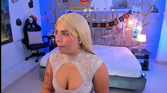 AlessiaDouce online show from 10-24-25, 04:55