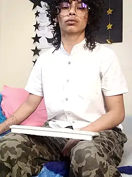 fenixmfx19 online show from 02-10-26, 11:26