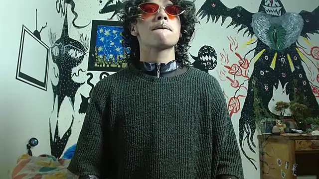 fenixmfx19 online show from 10-07-25, 06:09