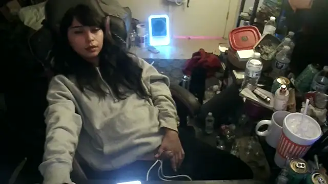 jazzybea4 online show from 04-18-26, 06:16