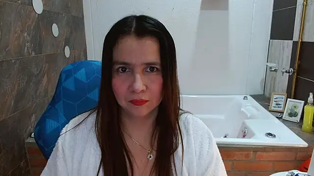 Snapshot of Heidy_Wells chatting on 02-15-26, 12:59 Heidy Wells online show from 02-15-26, 12:59