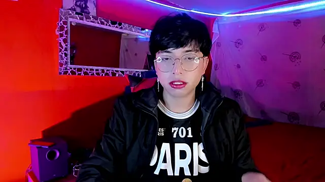 Snapshot of AnggelONfiree chatting on 10-10-25, 09:54 AnggelONfiree online show from 10-10-25, 09:54