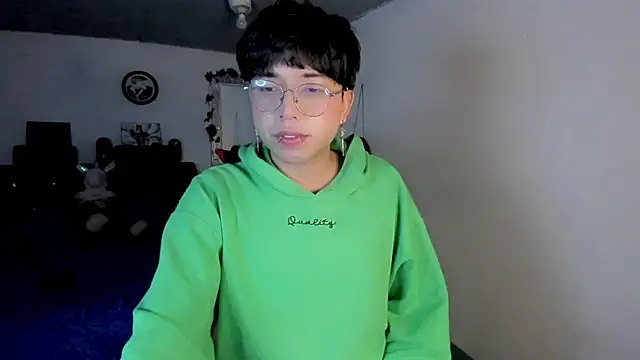 AnggelONfiree online show from 02-05-26, 04:30