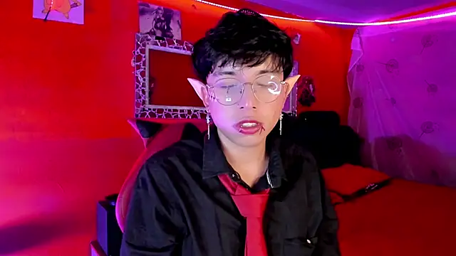 Snapshot of AnggelONfiree chatting on 10-05-25, 04:03 AnggelONfiree online show from 10-05-25, 04:03