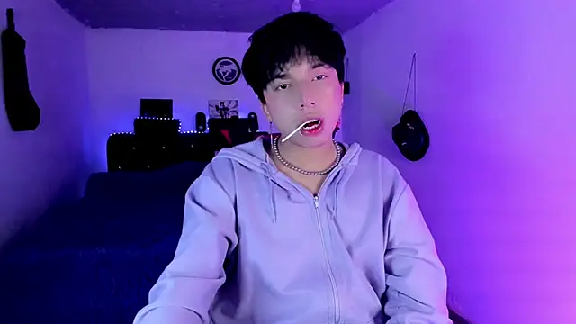 AnggelONfiree online show from 03-05-26, 05:04