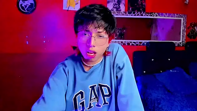 Snapshot of AnggelONfiree chatting on 02-18-25, 06:04 AnggelONfiree online show from 02-18-25, 06:04