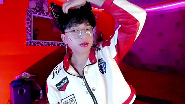 Snapshot of AnggelONfiree chatting on 10-12-25, 04:25 AnggelONfiree online show from 10-12-25, 04:25