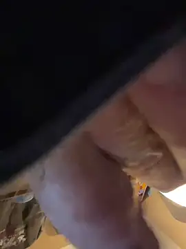 Snapshot of clearcock chatting on 12-18-24, 12:32 clearcock online show from 12-18-24, 12:32