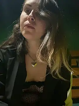 isadelasestrellas online show from 03-15-25, 03:40