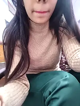 Snapshot of priya_sharma02 chatting on 02-06-26, 06:37 priya sharma02 online show from 02-06-26, 06:37