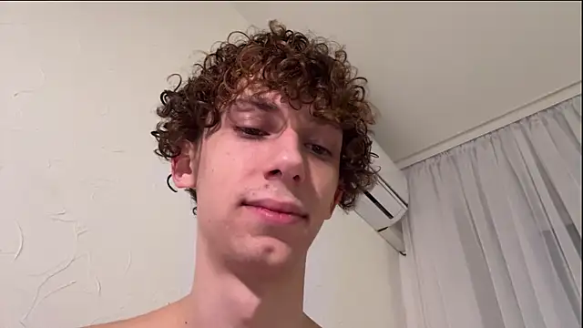 Snapshot of oypo chatting on 01-10-25, 02:23 oypo online show from 01-10-25, 02:23