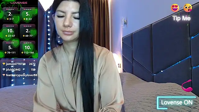 NessyStar online show from 02-10-25, 06:20