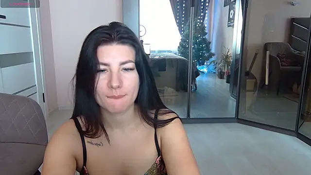 NessyStar online show from 12-19-24, 10:34