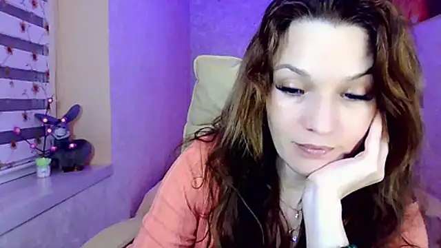 impossibleluna online show from 04-13-26, 06:56