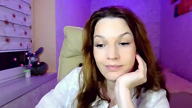 Snapshot of impossibleluna chatting on 05-08-26, 08:12 impossibleluna online show from 05-08-26, 08:12