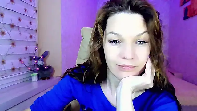 Snapshot of impossibleluna chatting on 04-29-26, 07:20 impossibleluna online show from 04-29-26, 07:20