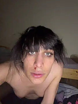 Snapshot of egirl711 chatting on 02-02-26, 08:19 egirl711 online show from 02-02-26, 08:19