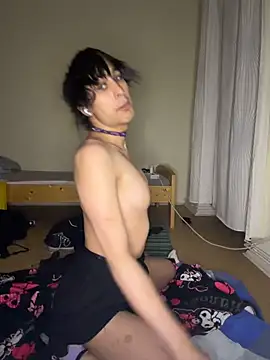 Snapshot of egirl711 chatting on 02-15-26, 05:34 egirl711 online show from 02-15-26, 05:34