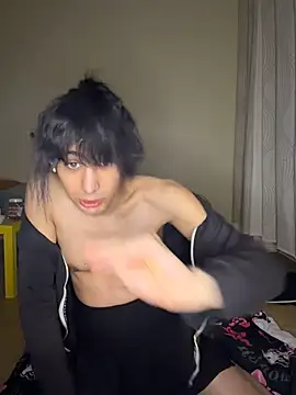 Snapshot of egirl711 chatting on 02-14-26, 05:18 egirl711 online show from 02-14-26, 05:18