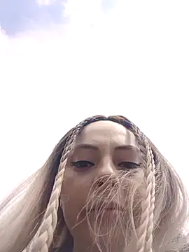 madelaine- online show from 10-16-25, 07:00