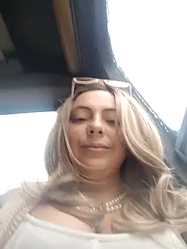 madelaine- online show from 11-24-25, 07:03