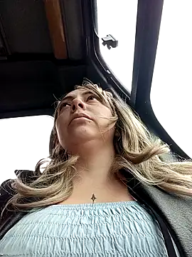 madelaine- online show from 11-28-25, 08:20