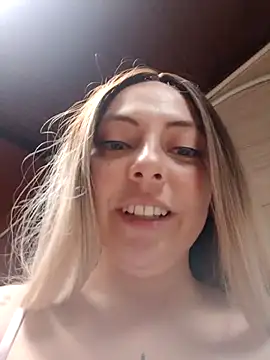 madelaine- online show from 10-06-25, 09:15