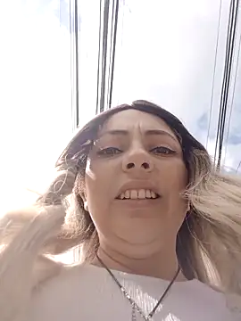 madelaine- online show from 10-30-25, 06:49