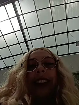 madelaine- online show from 02-19-26, 06:27