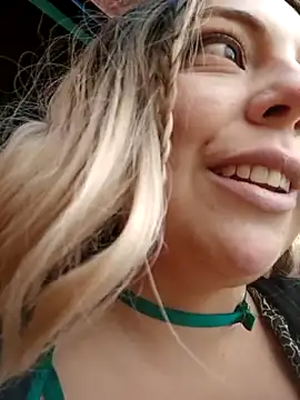 madelaine- online show from 11-16-25, 09:08