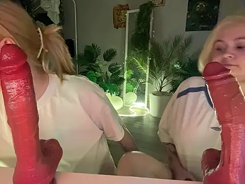 DaisyBooom online show from 02-19-26, 08:17