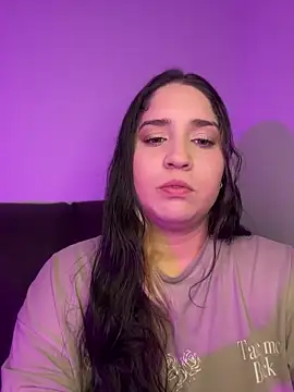 Snapshot of valentina_jonnes1 chatting on 05-20-26, 04:53 valentina jonnes1 online show from 05-20-26, 04:53