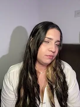 valentina jonnes1 online show from 03-27-26, 02:09