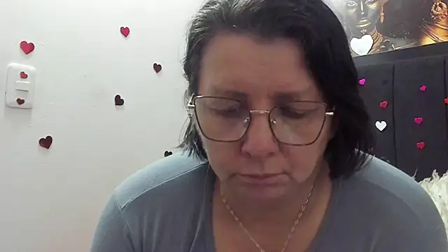 Evaaross 2345 online show from 04-04-26, 01:28