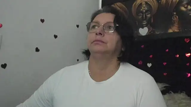 Evaaross 2345 online show from 04-13-26, 12:31