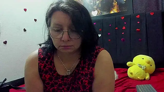 Snapshot of Evaaross_2345 chatting on 07-23-26, 12:57 Evaaross 2345 online show from 07-23-26, 12:57
